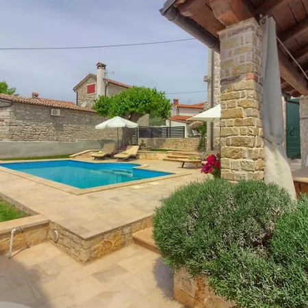 Mit Privatpool Fuer 8 Personen Ca 123 Qm In Dracevac, Istrien Istrische Riviera Porec