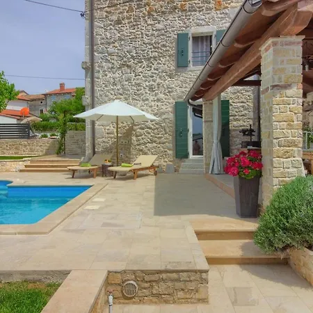 Mit Privatpool Fuer 8 Personen Ca 123 Qm In Dracevac, Istrien Istrische Riviera *